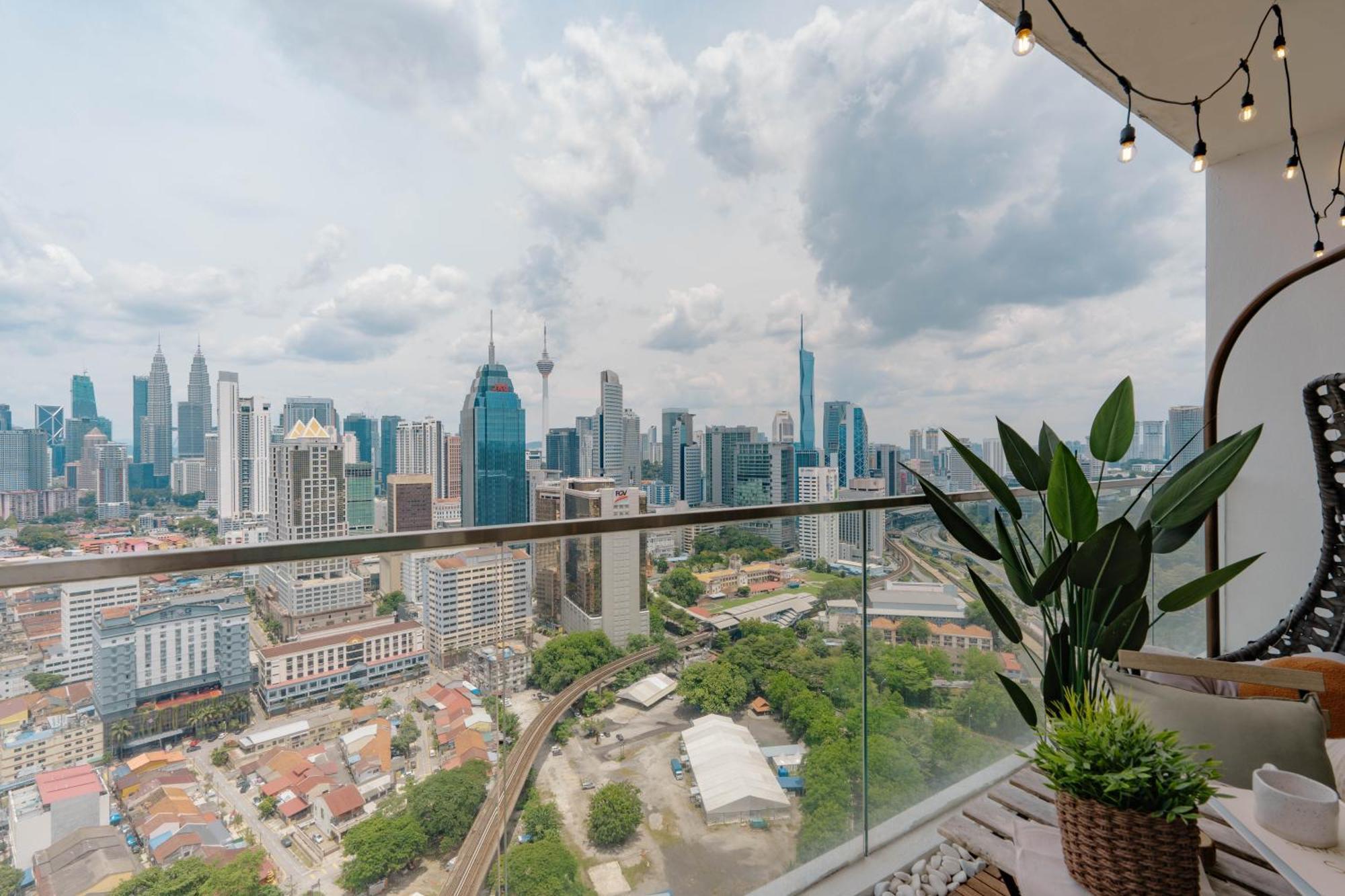 Suites & Residences @ Regalia By Plc Kuala Lumpur Eksteriør billede